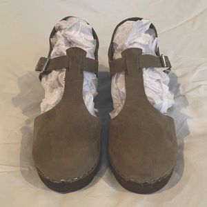 Lotta From Sweden Highwood T-Bar Clogs - UK41